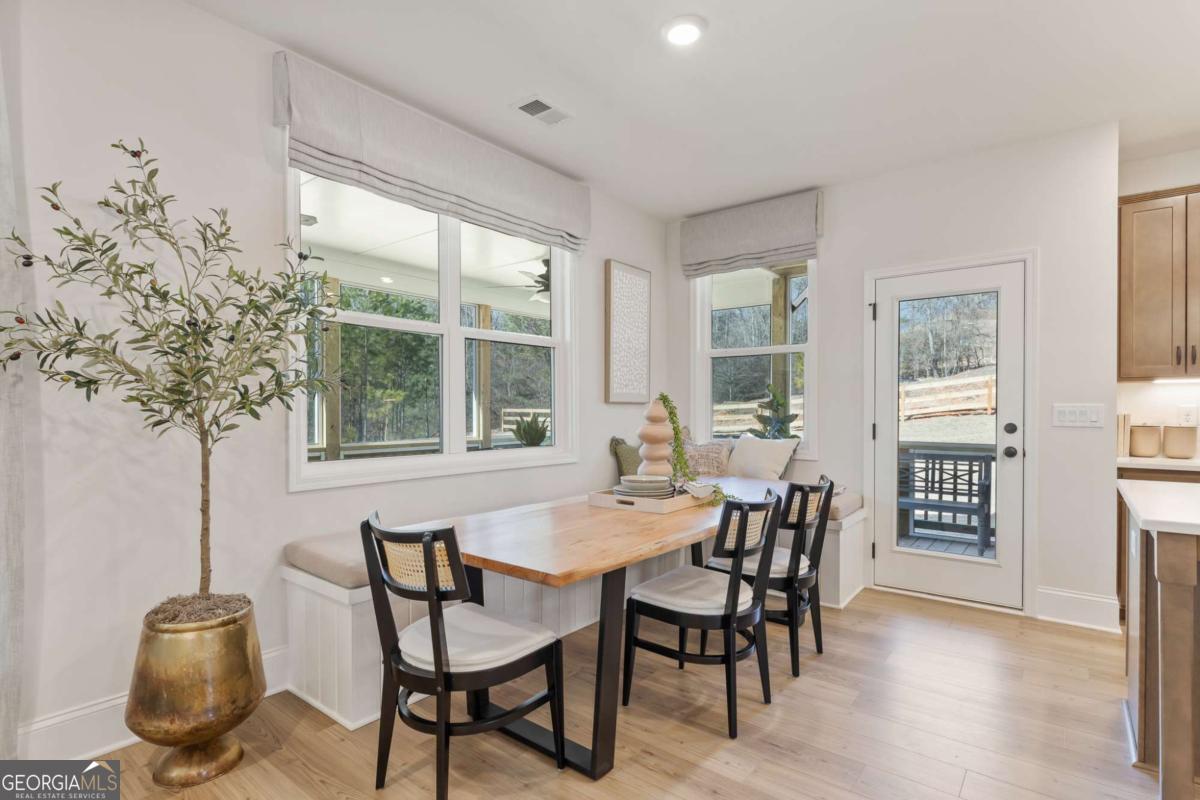 58 Riverwalk Manor DR