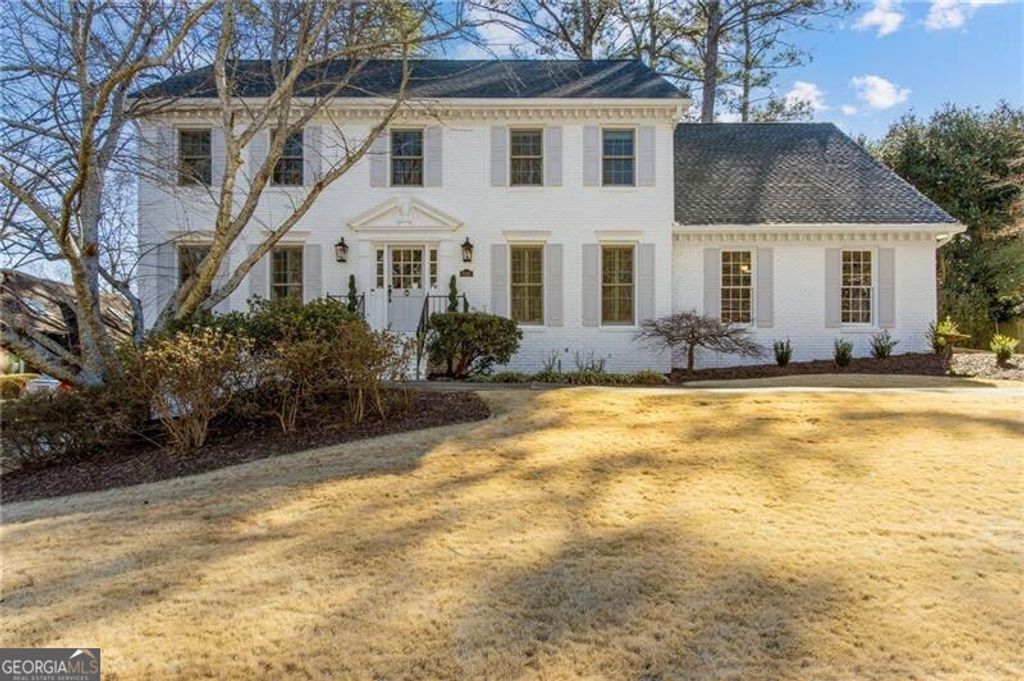 Photo of 2345 Kimbrough Court, Sandy Springs, GA 30350 (MLS # 10678441)