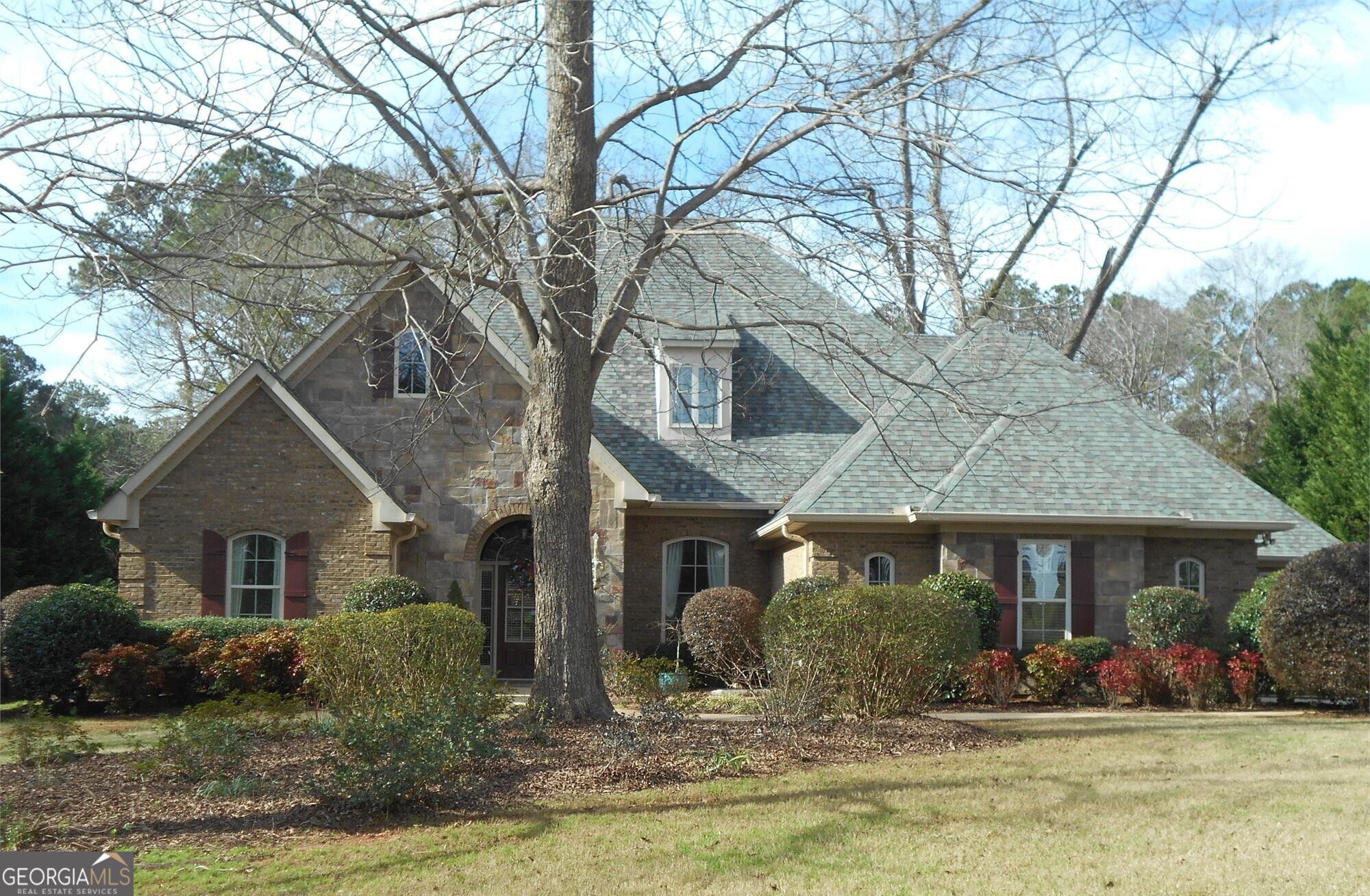 COMING SOON! Beautiful home in popular S/D The Landings, close to West Point Lake within walking distance to Glass Bridge Park. Great one level floor plan. Split bedroom with huge master w/ fireplace and sitting area, beautiful master bath. Grand tiled entrance leading to a large living and dining room. Family room with second fireplace and kitchen area with eat in breakfast room, stainless steel appliances and solid surface countertops. New flooring being installed. Office or 4th bedroom. Fenced backyard with very nice covered back porch overlooking beautifully maintained yard and irrigation system.