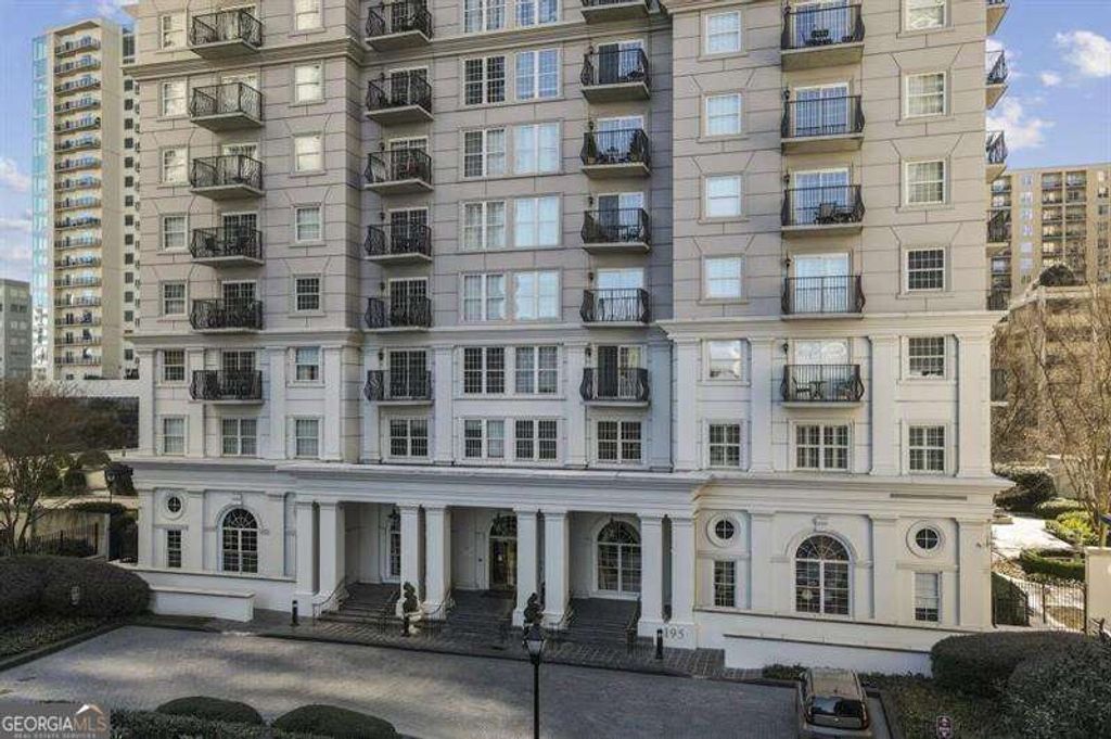 Photo of 195 14th Street NE #404, Atlanta, GA 30309 (MLS # 10696903)