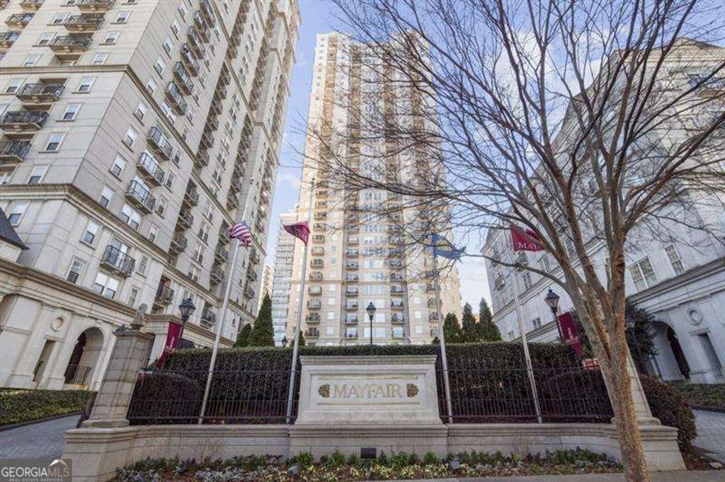 Photo of 195 14th Street NE #404, Atlanta, GA 30309 (MLS # 10696903)