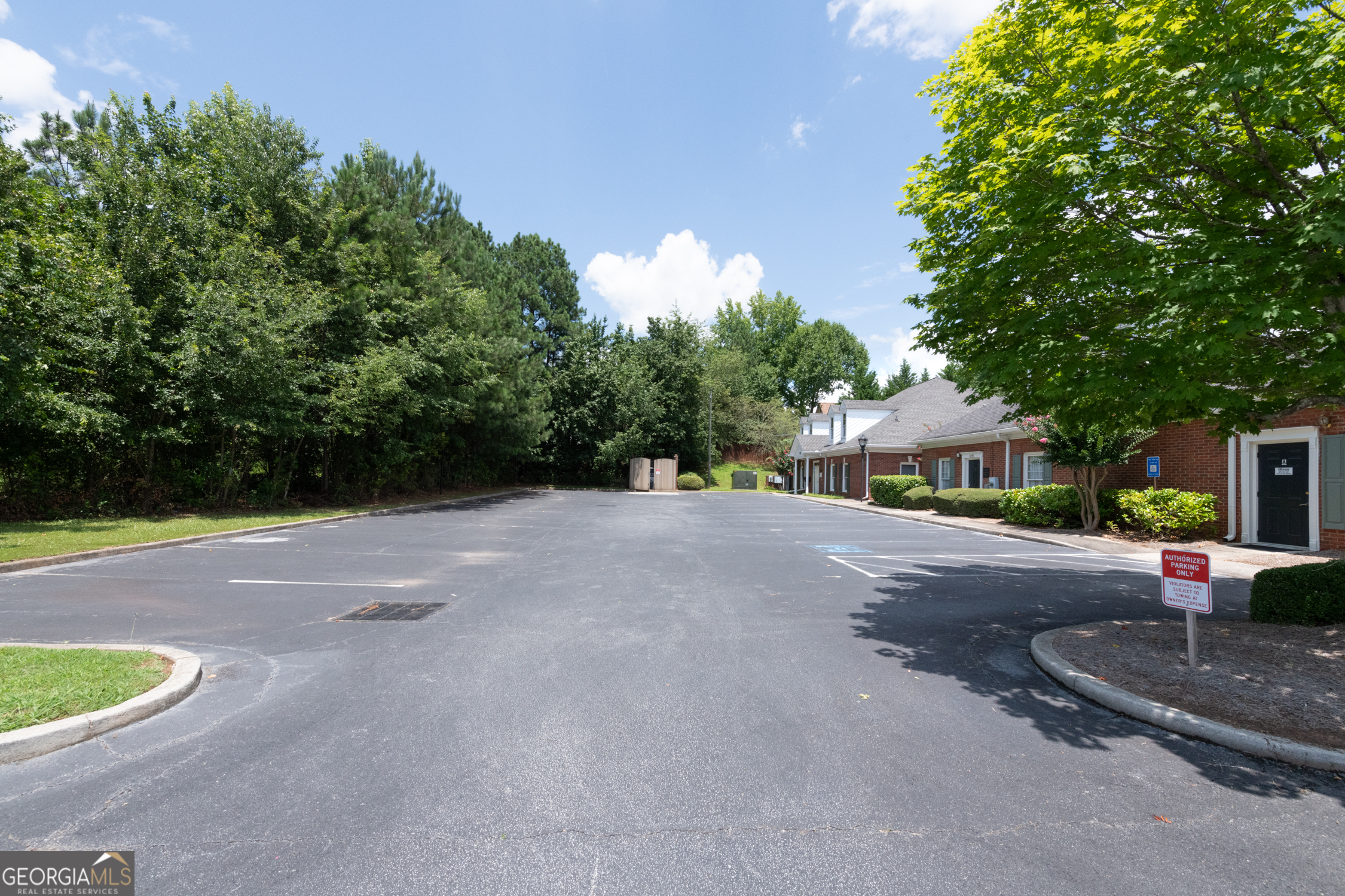 1695 Duluth HWY