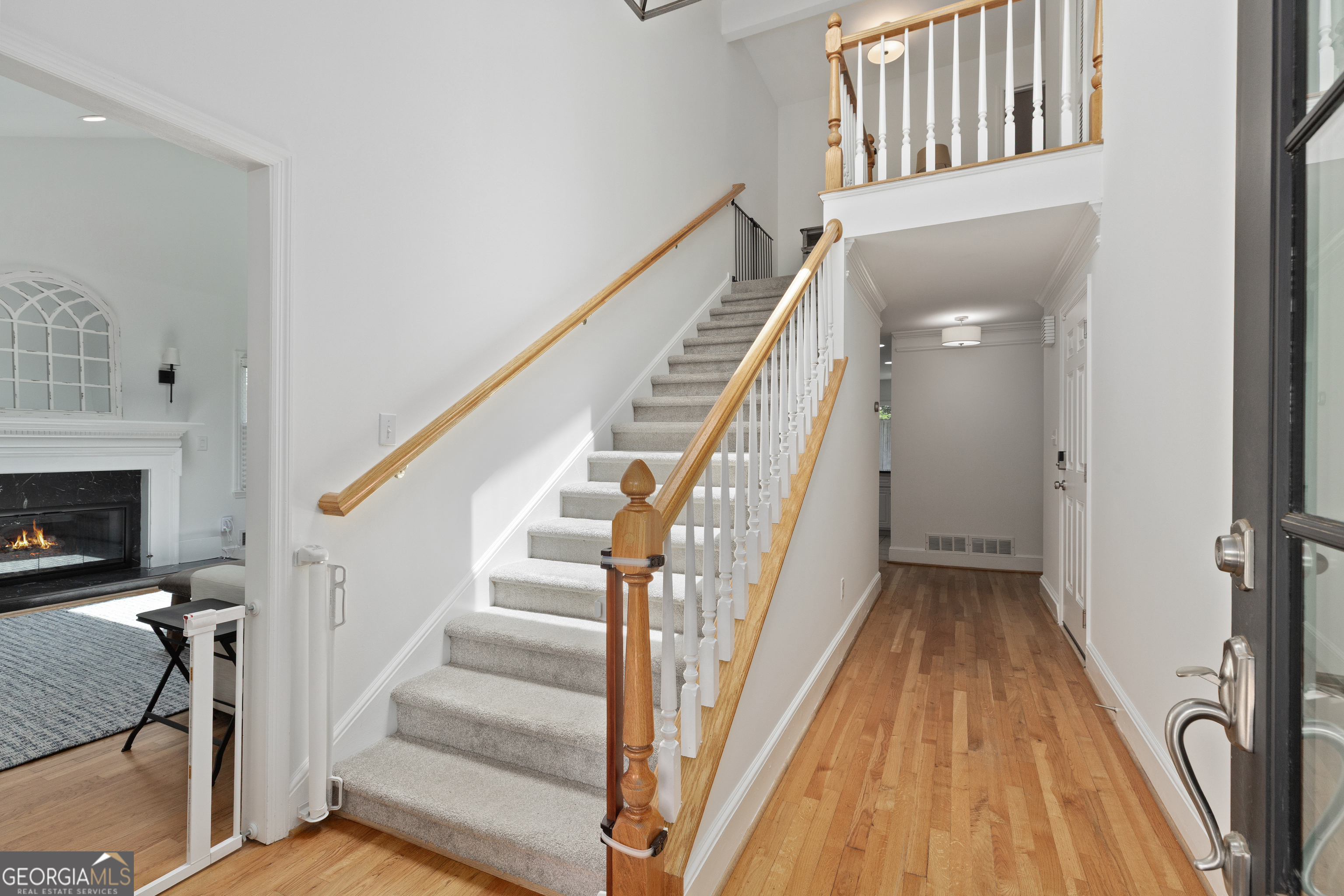 1217 Club Walk DR NE