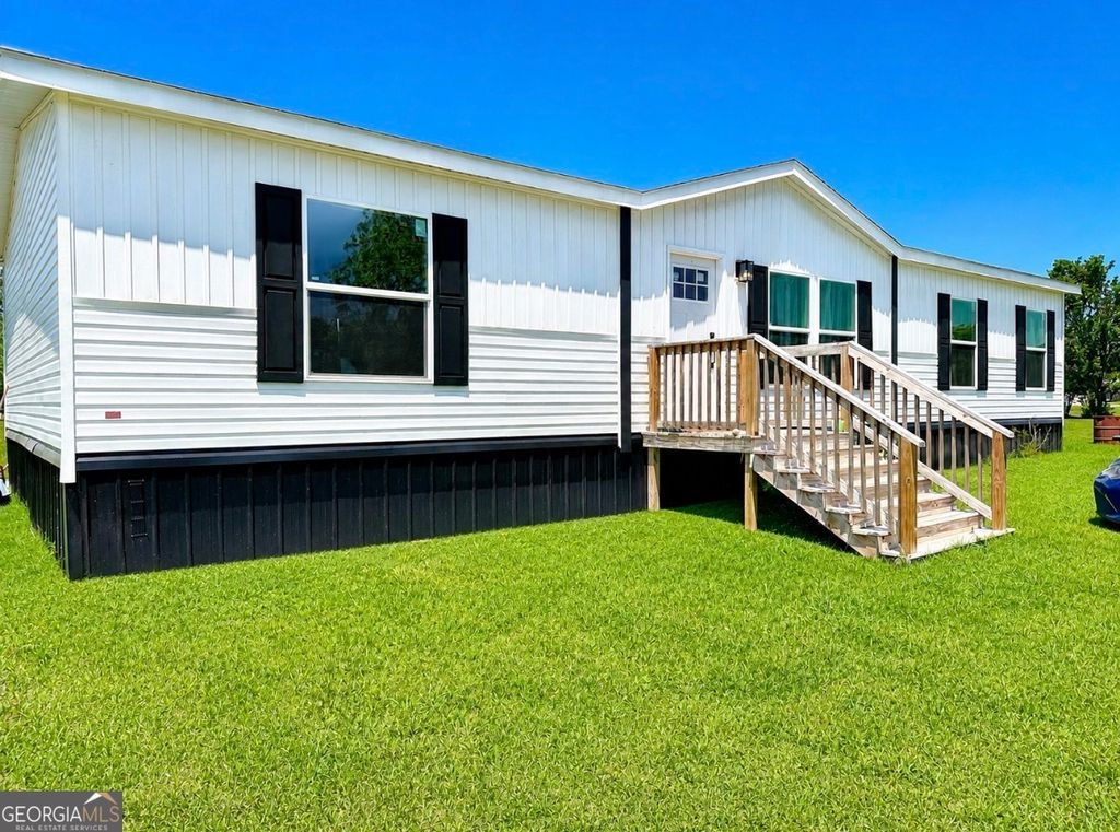 Photo of 3968 Folks Circle, Blackshear, GA 31516 (MLS # 10766051)