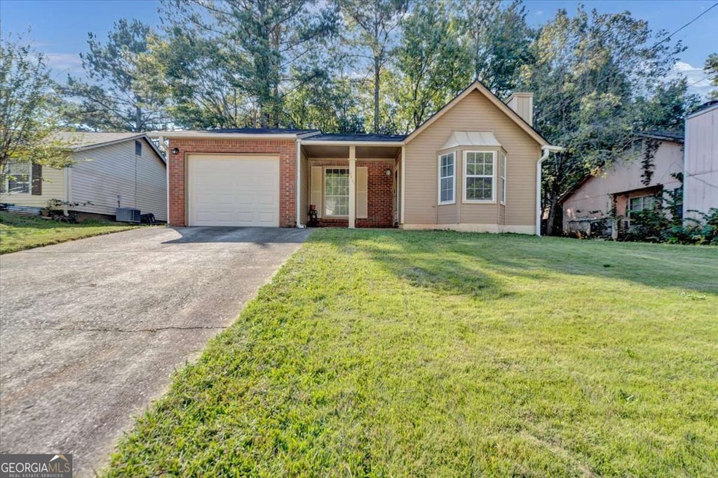 Photo of 5523 Marbut Forest Way, Lithonia, GA 30058 (MLS # 10878365)