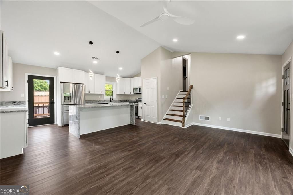 Acworth, Georgia 30101, United States, 3 Bedrooms Bedrooms, ,2 BathroomsBathrooms,Residential,Active,135092