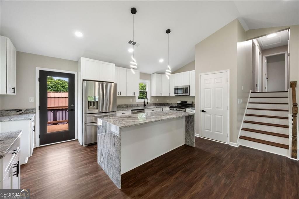 Acworth, Georgia 30101, United States, 3 Bedrooms Bedrooms, ,2 BathroomsBathrooms,Residential,Active,135092