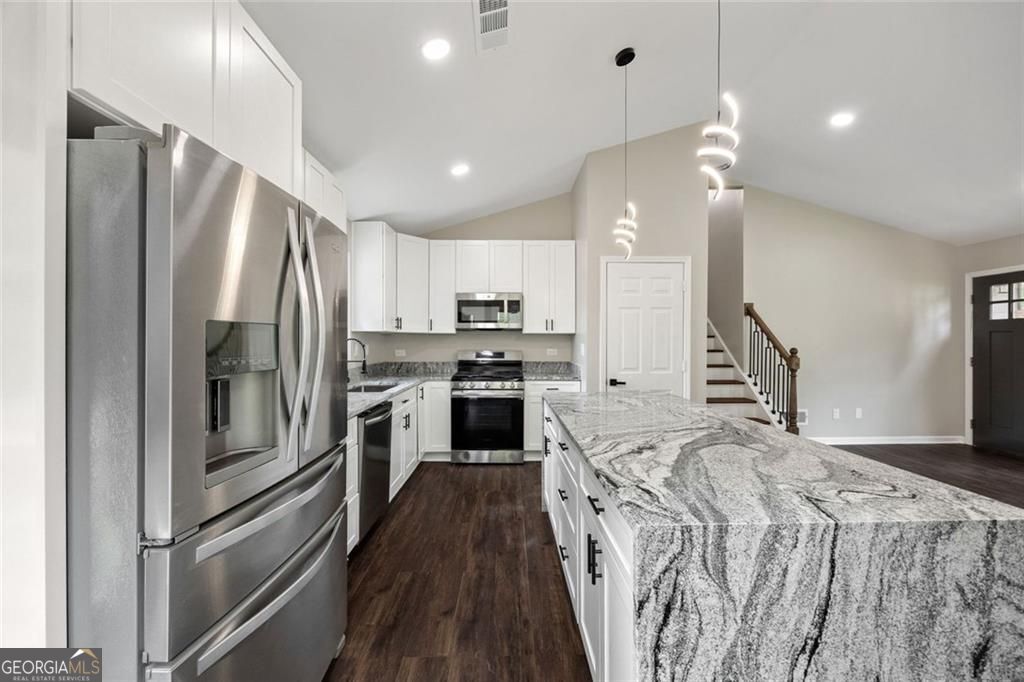 Acworth, Georgia 30101, United States, 3 Bedrooms Bedrooms, ,2 BathroomsBathrooms,Residential,Active,135092