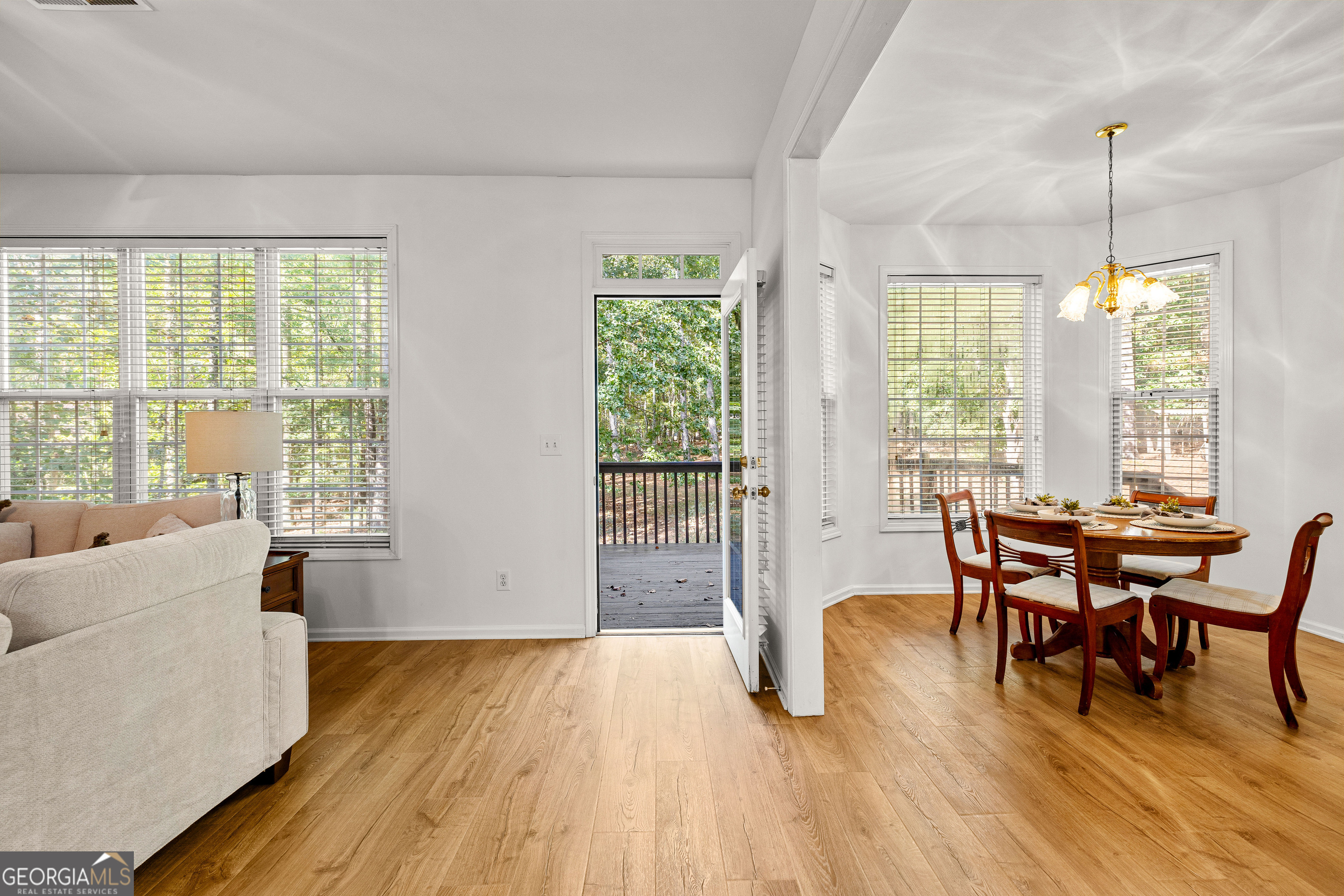 Fayetteville, Georgia 30215, United States, 5 Bedrooms Bedrooms, ,4 BathroomsBathrooms,Residential,Active,224284