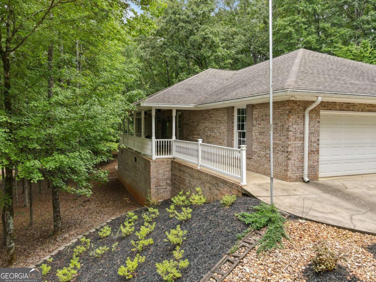 108 Stonebridge LN