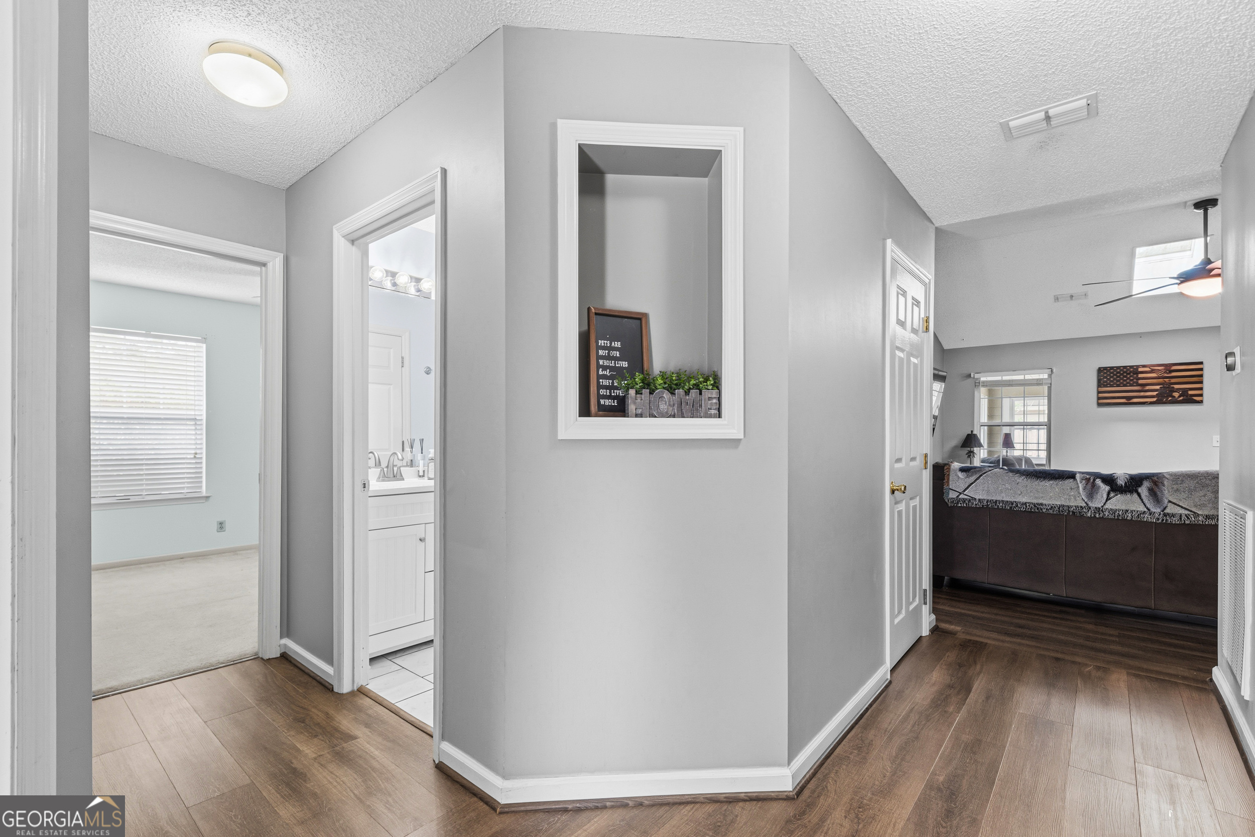 204 Azalea CT