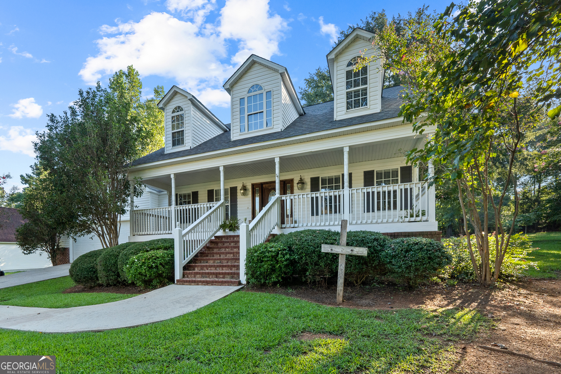 241 Southern Walk DR