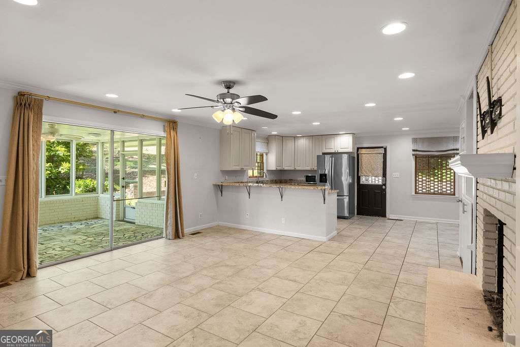 15 Pine Valley RD SW