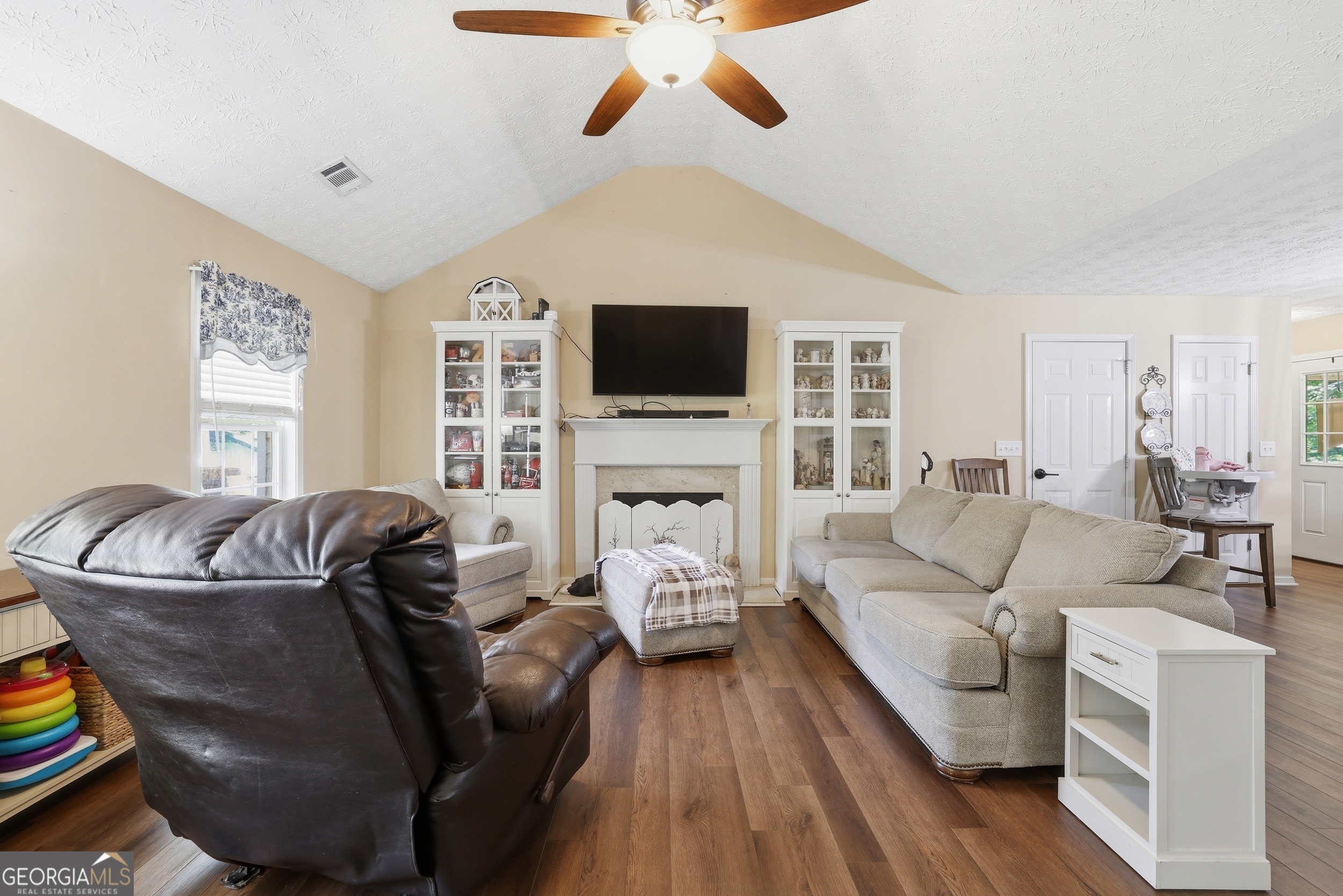 131 Shamrock CT