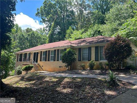 1093 Hasty CT SW Lilburn GA 30047