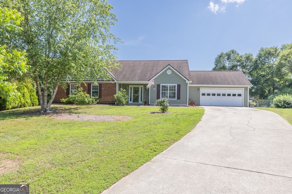 1490 TWIN MANOR