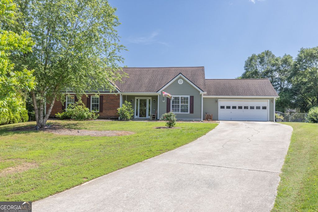 1490 TWIN MANOR