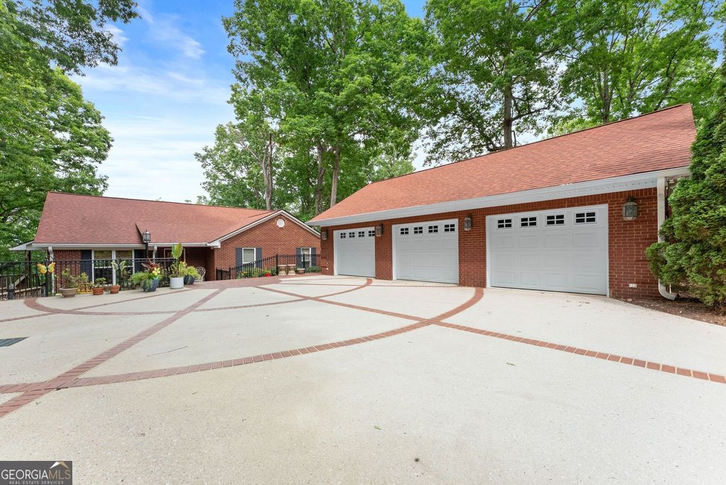 Photo of 2740 Northlake Road, Gainesville, GA 30506 (MLS # 10761761)