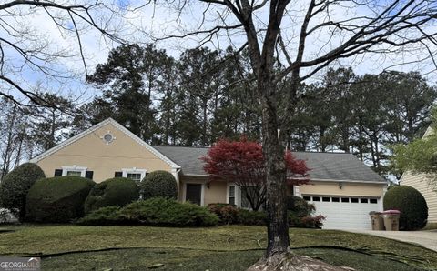 11120 Abbotts Station DR Johns Creek GA 30097