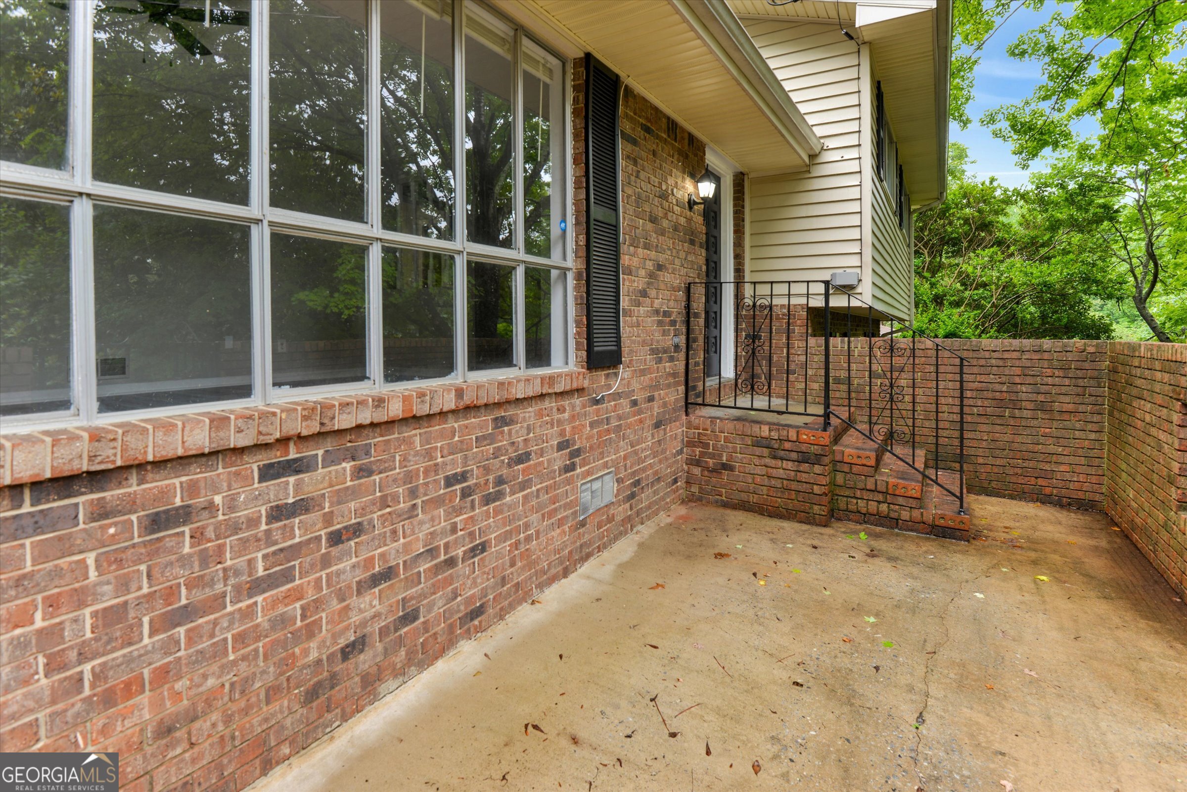 6952 W Fayetteville RD