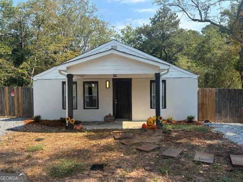 Photo of 5304 Groovers Landing Road SE, Acworth, GA 30101 (MLS # 10657833)