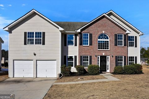 A home in Fairburn