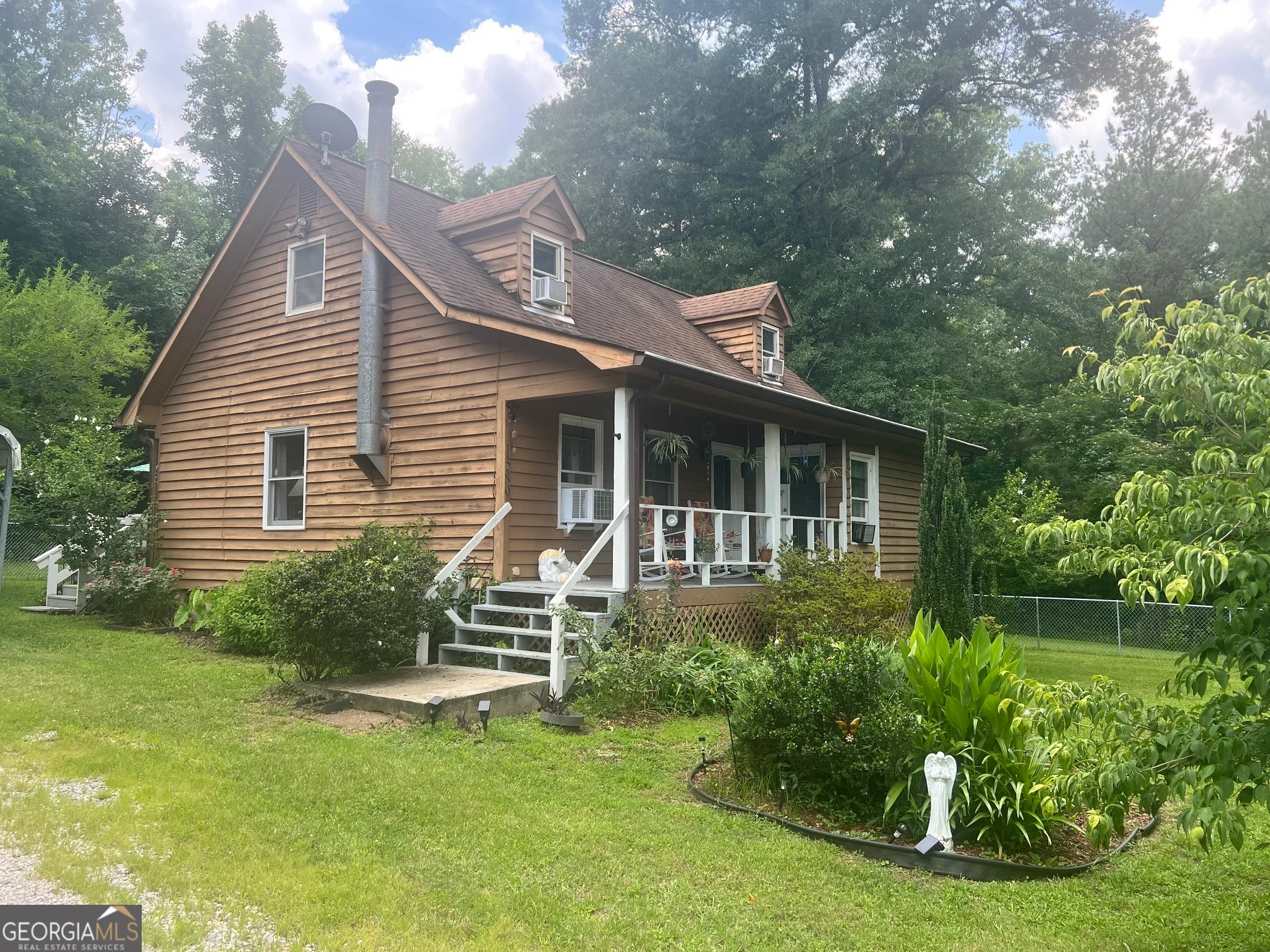 1589 Deer Field Farms Road