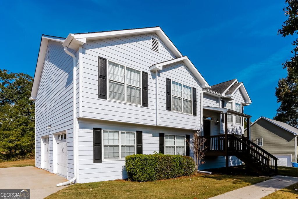 Photo of 816 Ruswood Road, Winder, GA 30680 (MLS # 10688593)