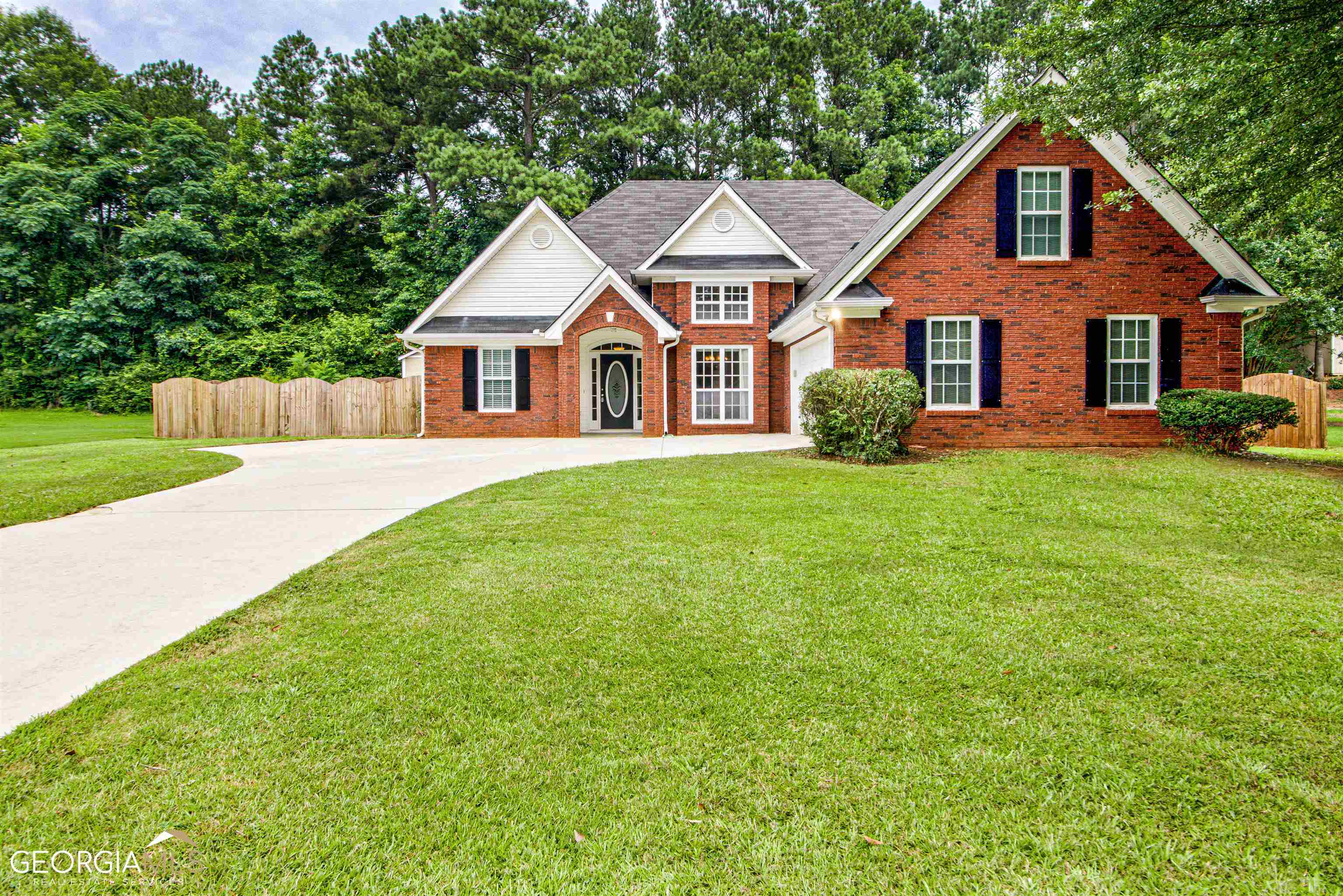 WONDERFUL 3 BEDROOM 2 BATH RANCH HOME WITH LARGE BONUS OR 4TH BEDROOM. This MOVE IN READY HOME has had all of the BIG $ ITEMS REPLACED. HVAC 2021, WATER HEATER 2020, 30yr ROOF 2018. Perfect SPLIT BEDROOM FLOOR PLAN with the MASTER SUITE ON THE MAIN. Ready for your finishing touches. Nearly maintenance free exterior, LARGE FENCED BACK YARD with a 8X12 storage shed. This home is AVAILABLE FOR IMMEDIATE MOVE IN.