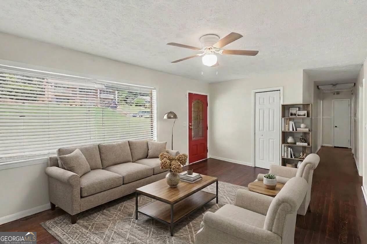 2712 Sherlock DR