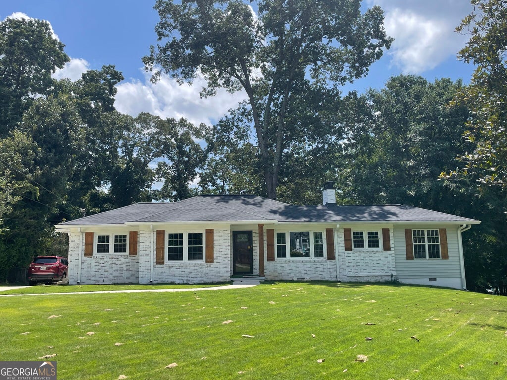 Photo of 243 Mountain View Drive, Gainesville, GA 30501 (MLS # 10824921)