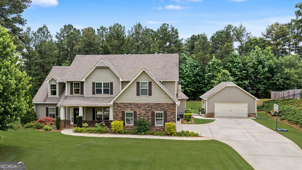 Photo of 44 Northgate Preserve Dr, Newnan, GA 30265 (MLS # 10770680)