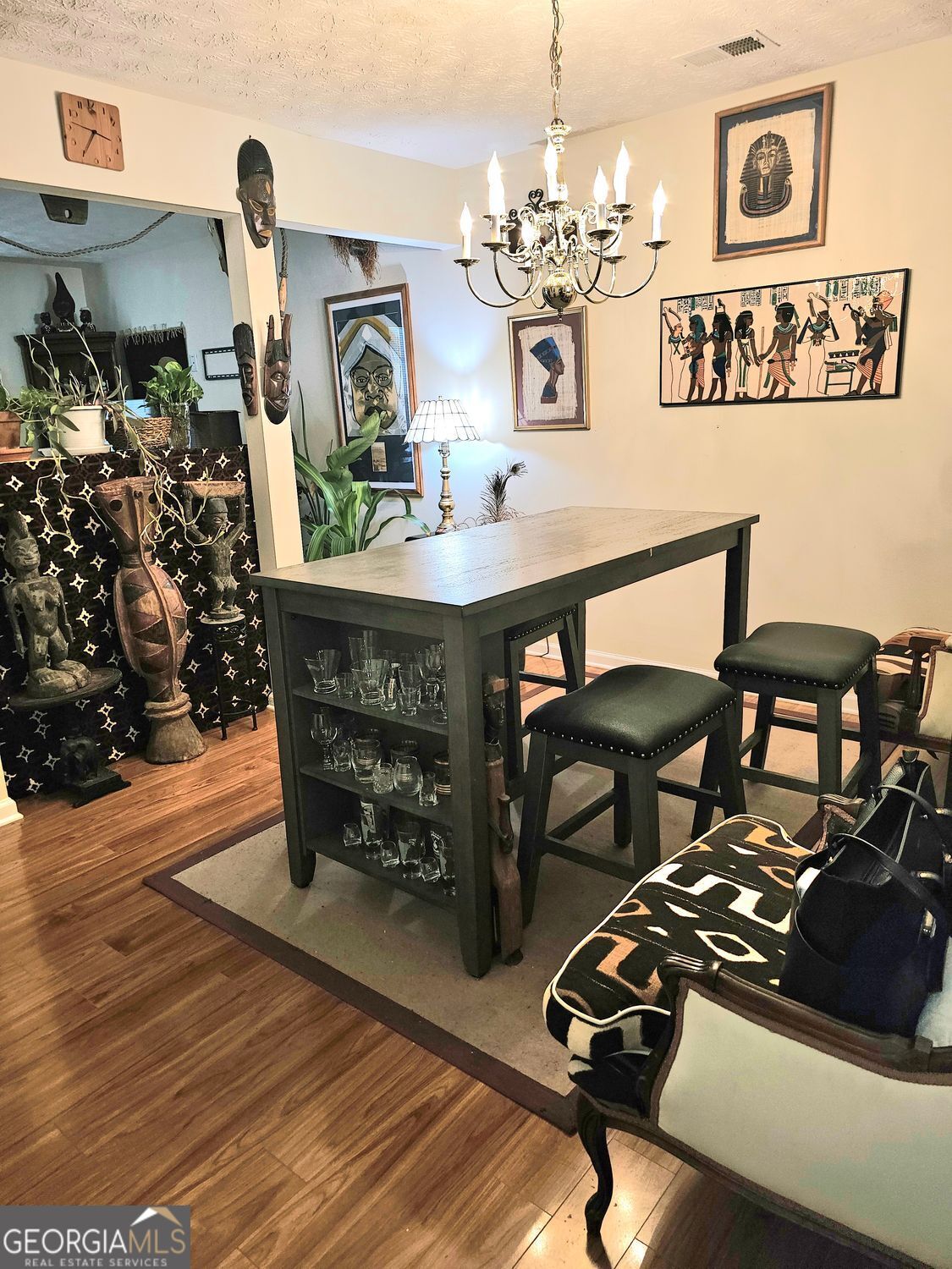 315 Saratoga PL