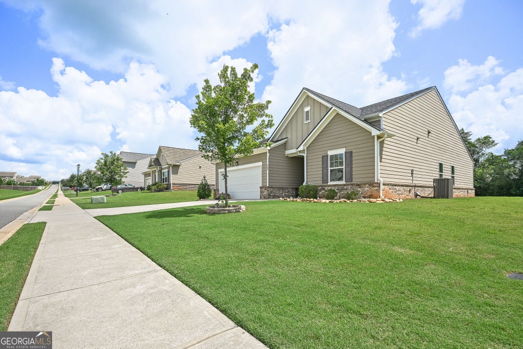 Photo of 155 Siena Drive NW, Cartersville, GA 30120 (MLS # 10828758)