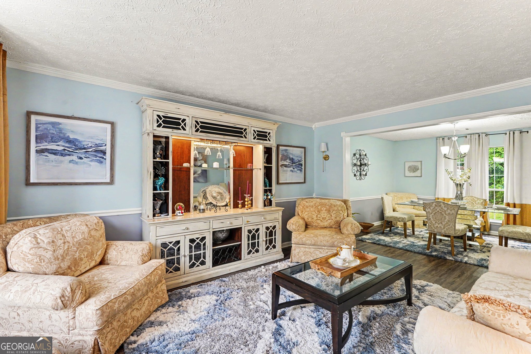 1142 W Shore DR