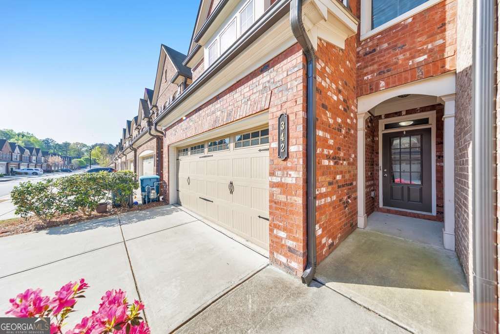 Photo of 342 Braemore Mill Drive, Lawrenceville, GA 30044 (MLS # 10724507)