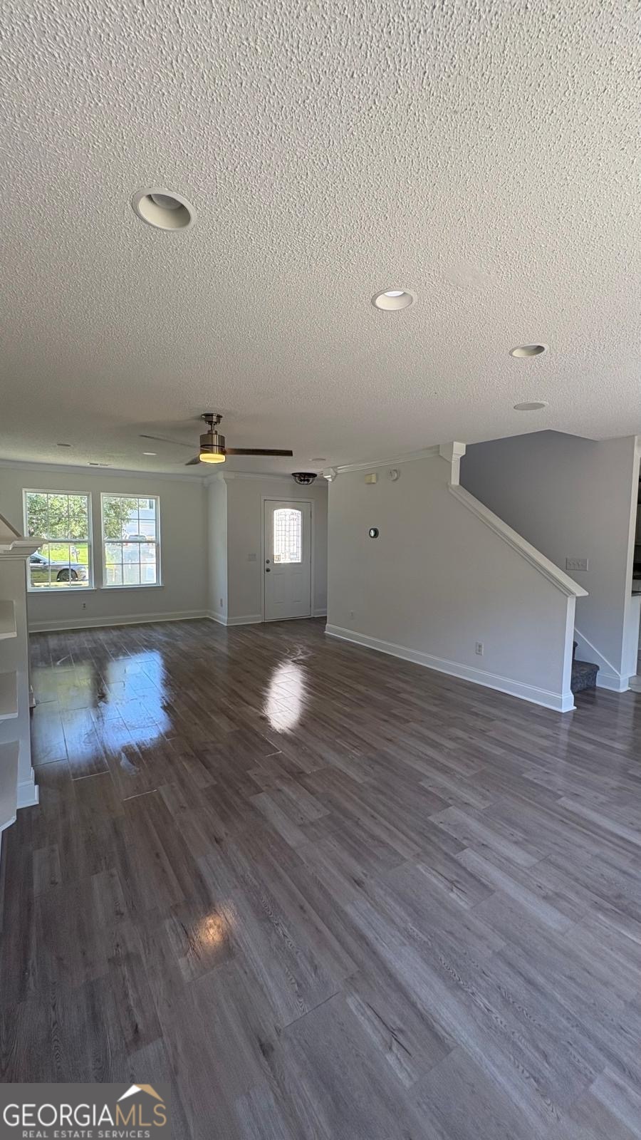 55 Holly Springs CIR