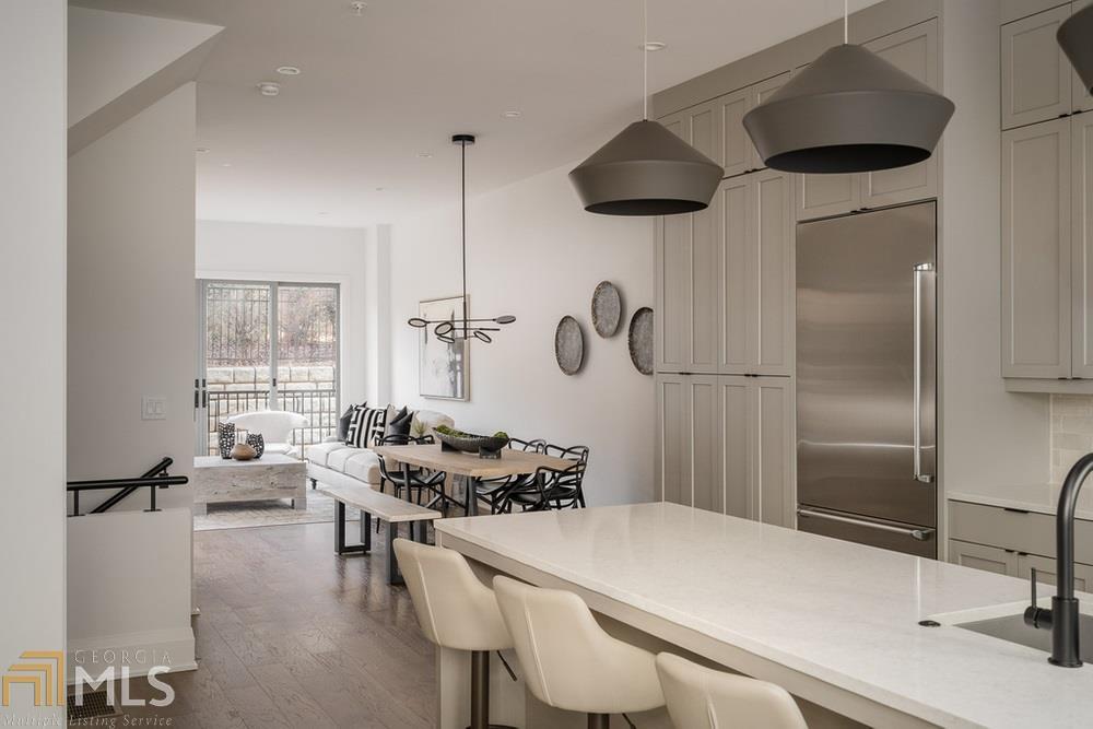 23 Emerson On Krog - Residential