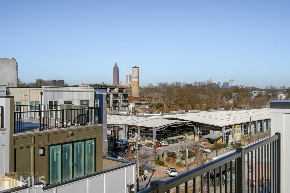 23 Emerson On Krog - Residential