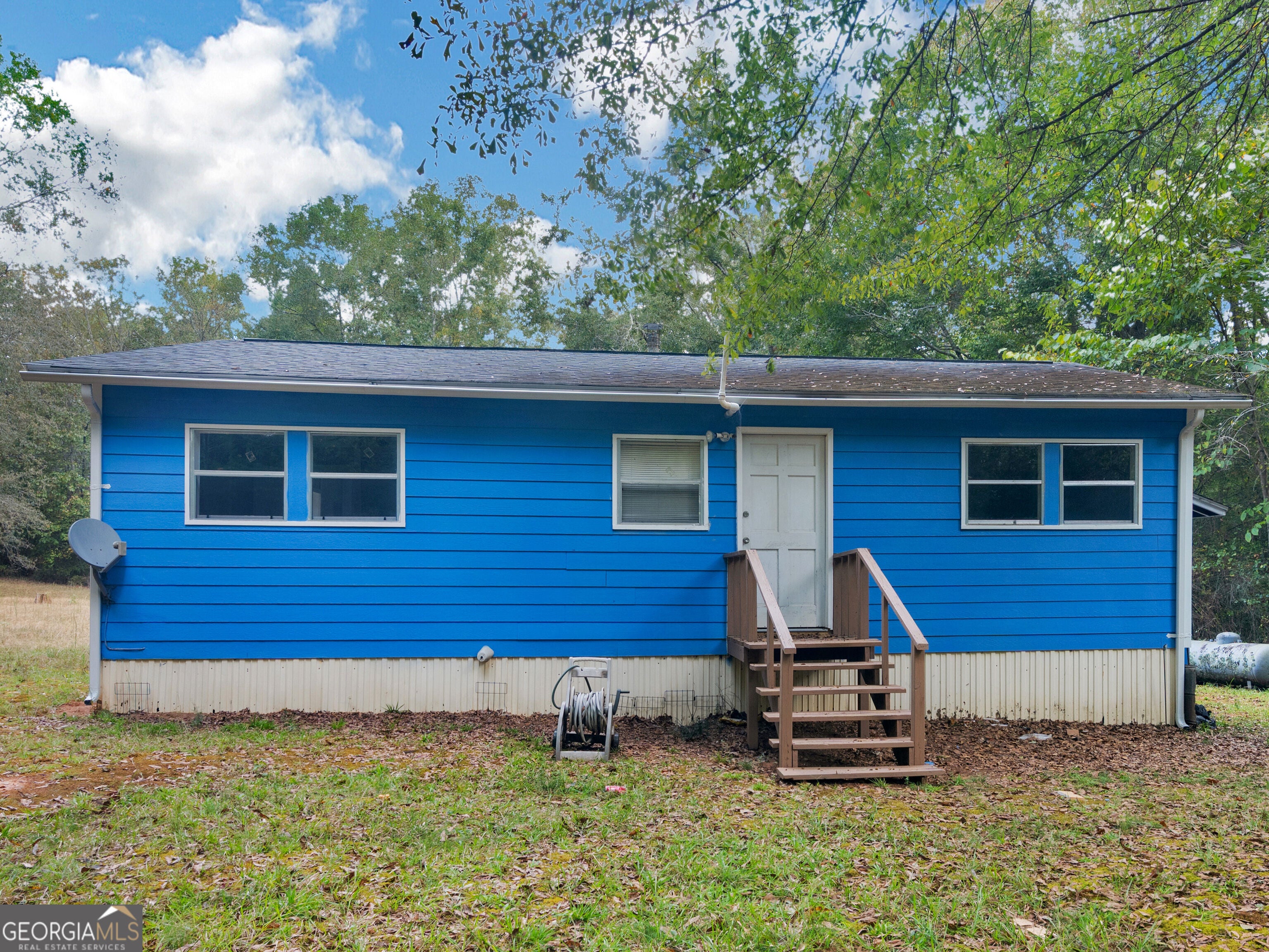 1284 Highway 18 W