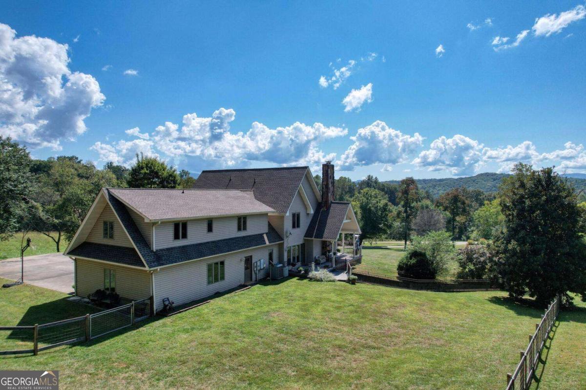 208 Rich DR