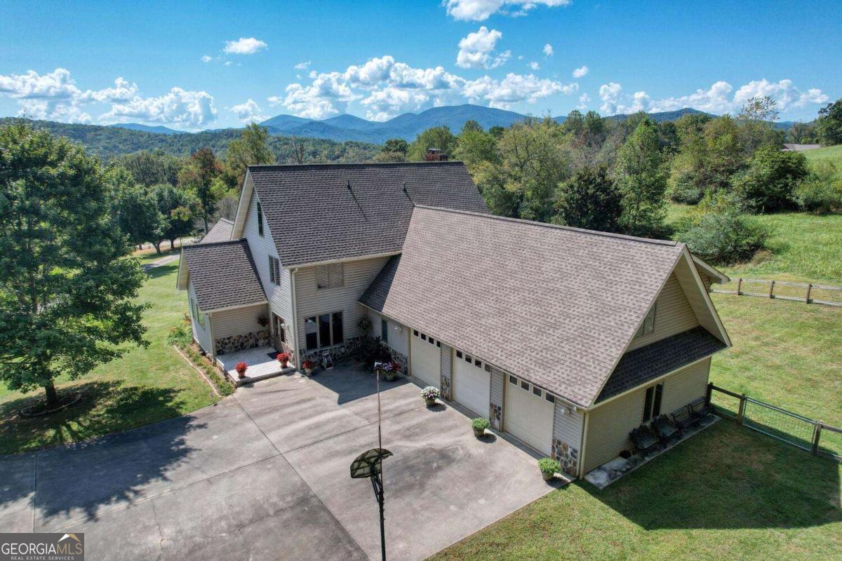 208 Rich DR
