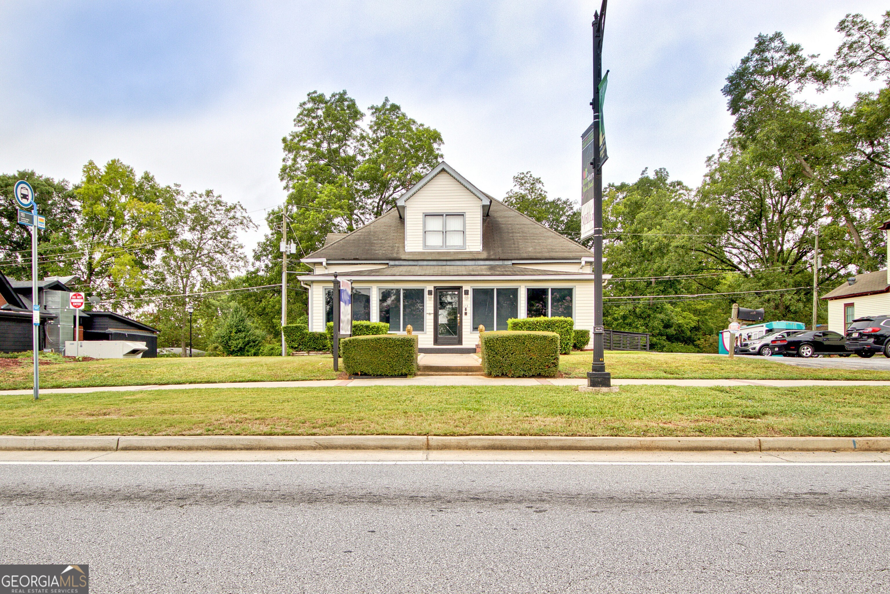 173 N Main ST