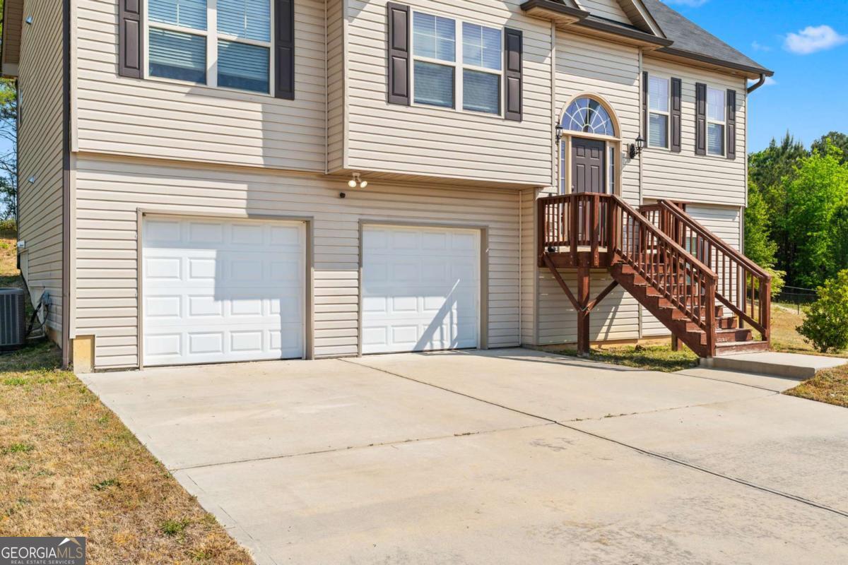 141 Mulberry DR
