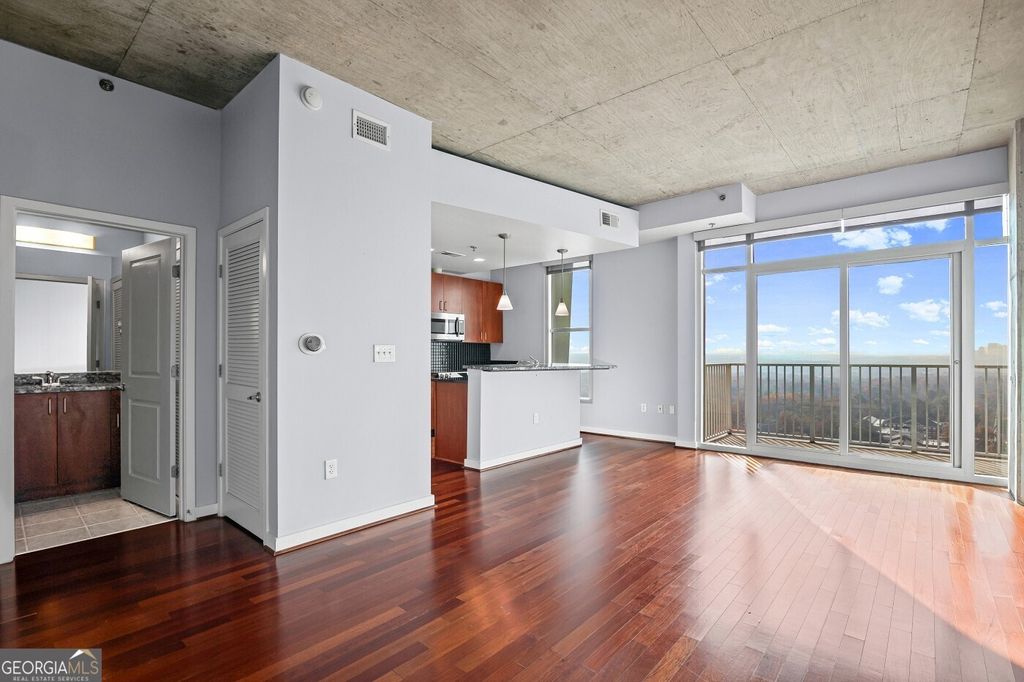 Photo of 250 Pharr Road NE #1914, Atlanta, GA 30305 (MLS # 10710737)