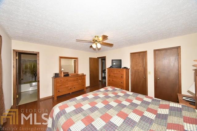 Olde Cedar Creek - Residential