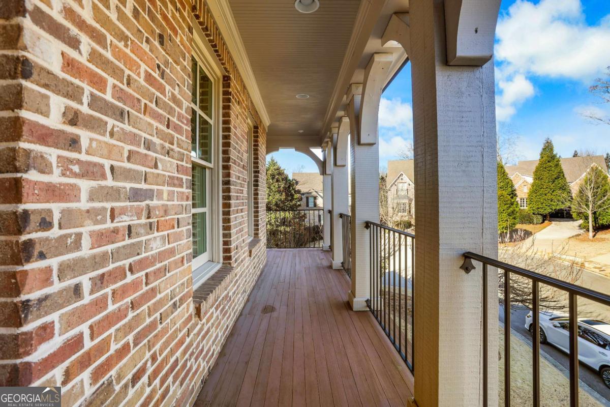 2150 Whitestone CT SE