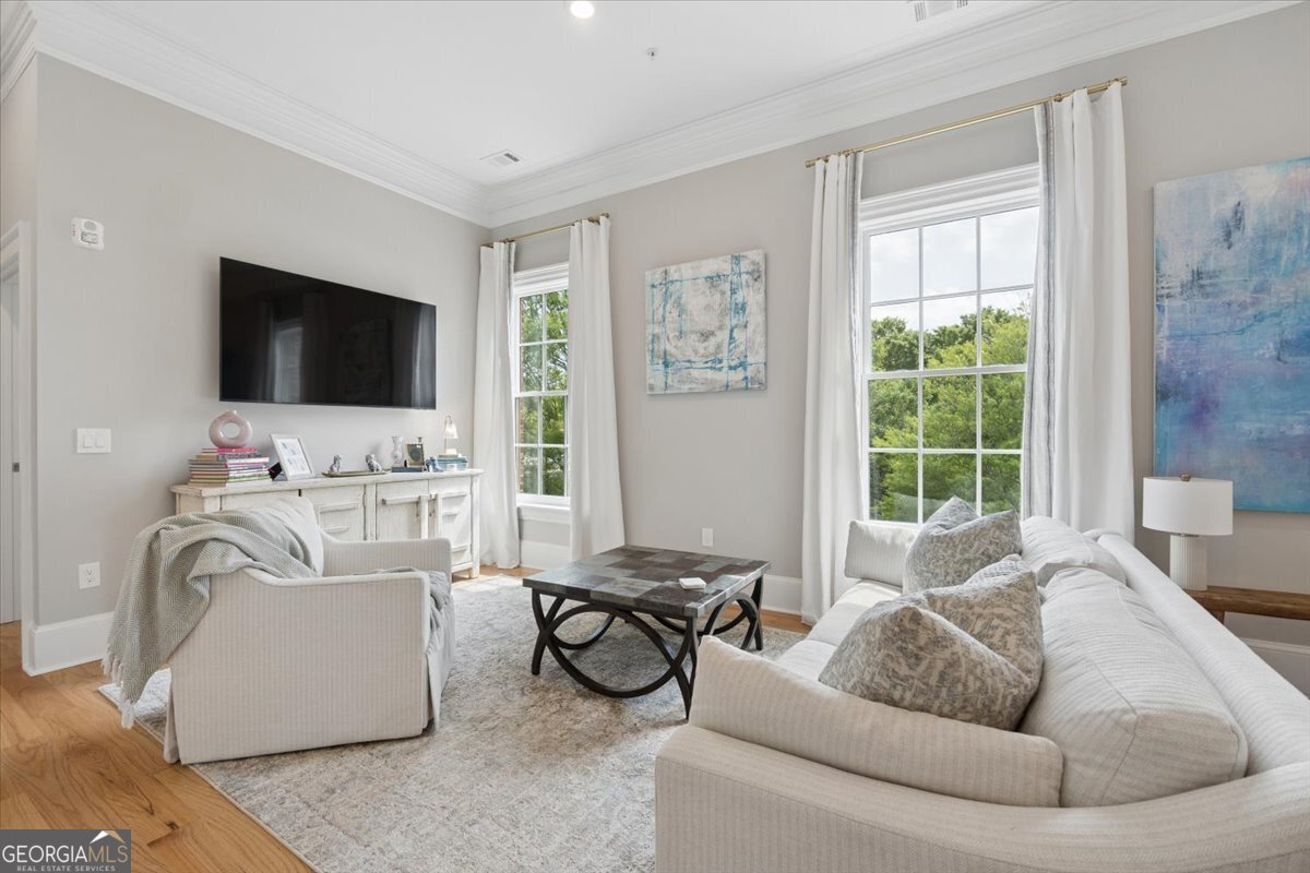 200 W Washington St, Unit B
