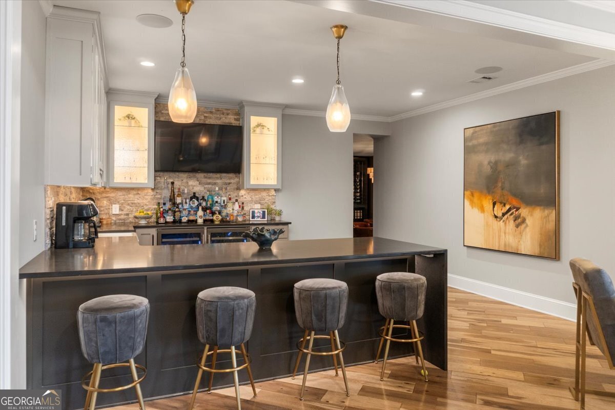 1010 Anchor Bay PT