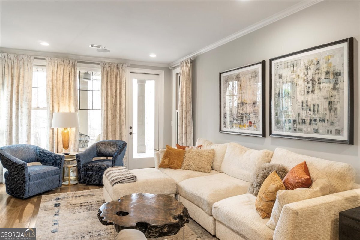 1010 Anchor Bay PT